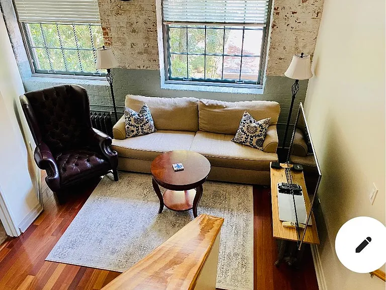 920 Poeyfarre St #330 — Photo 2