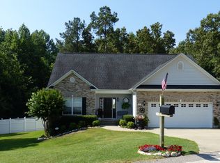 25 Randolph Ct, Spring Lake, NC 28390