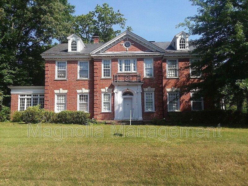 1st image of 1204 S Garnett St