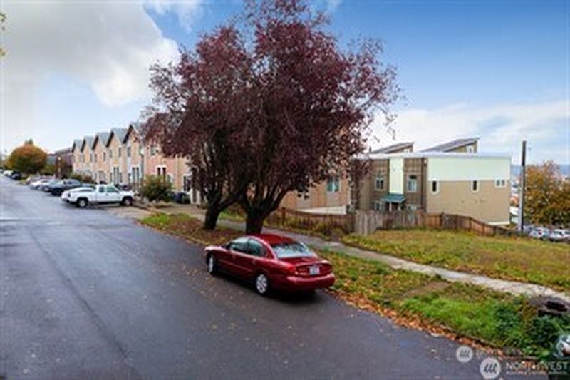 2nd image of 2325 G Street