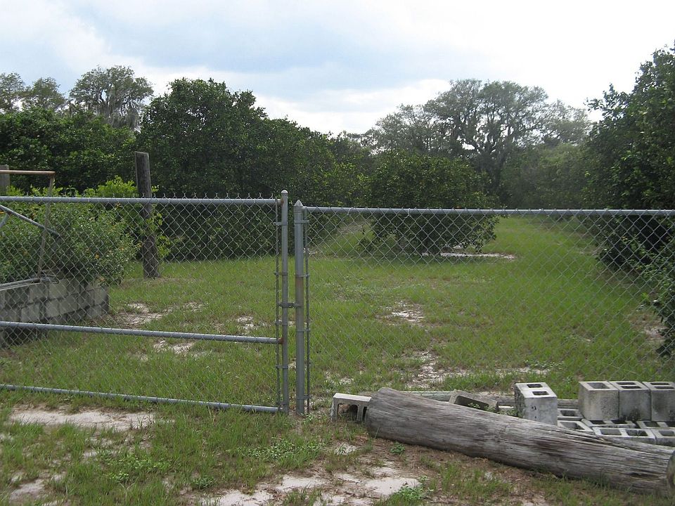 2nd image of 1731 Marker Rd