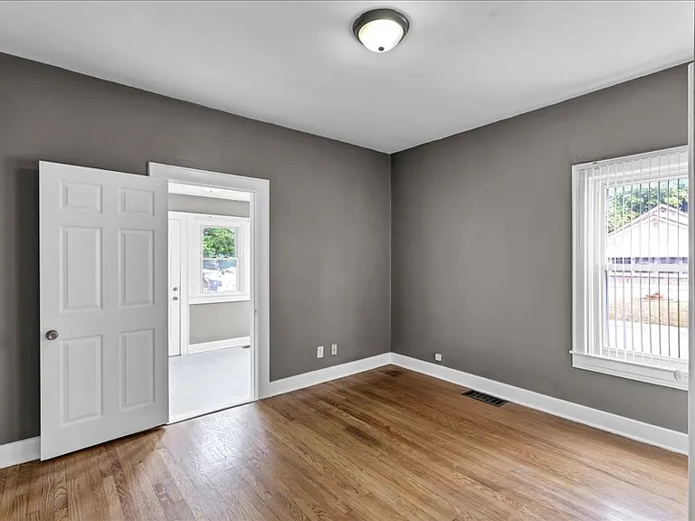 3220 Grant Ave — Photo 15