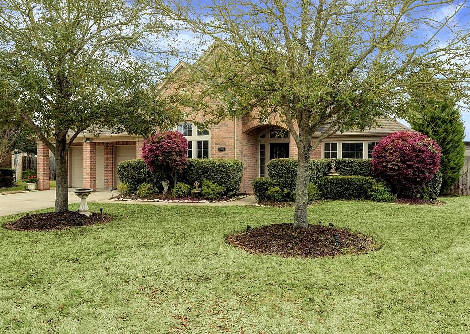 1st image of 2906 Waterborough Ct
