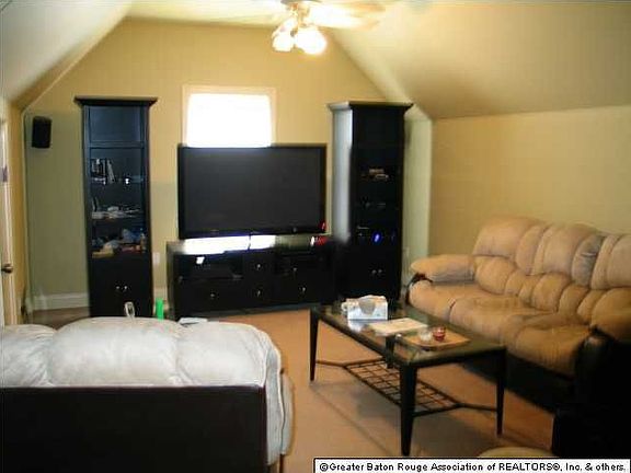 5th image of 37303 Saint Marie Ave