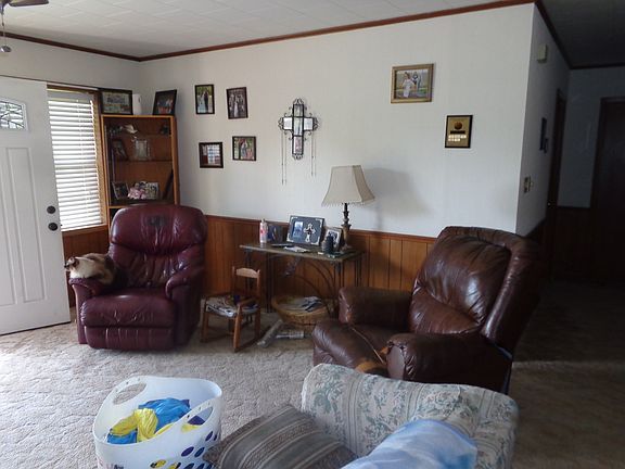 4th image of 325 Highland Blvd