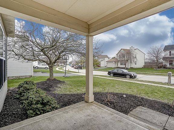 3rd image of 6339 Riverstone Dr