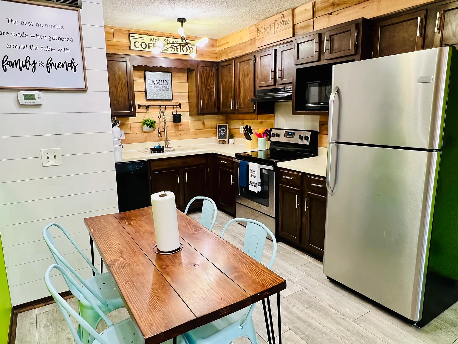 3 bed, $1,800 — Photo 3
