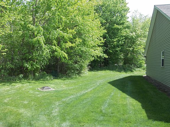 4th image of 8795 Roberts Ct #21A
