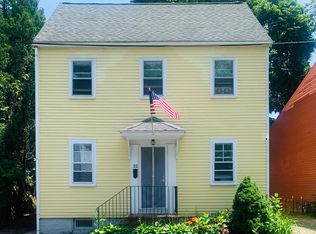 22 Dearborn St, Portsmouth, NH 03801