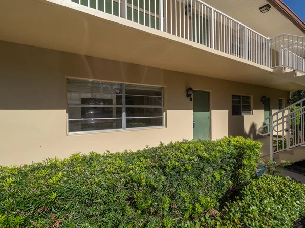 151 Cape Shores Cir #D, Cape Canaveral, FL 32920