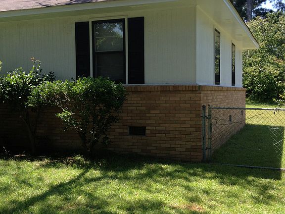 2nd image of 309 Carlton Dr