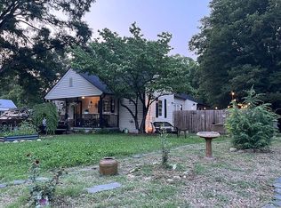 913 N Park Ave, Burlington, NC 27217