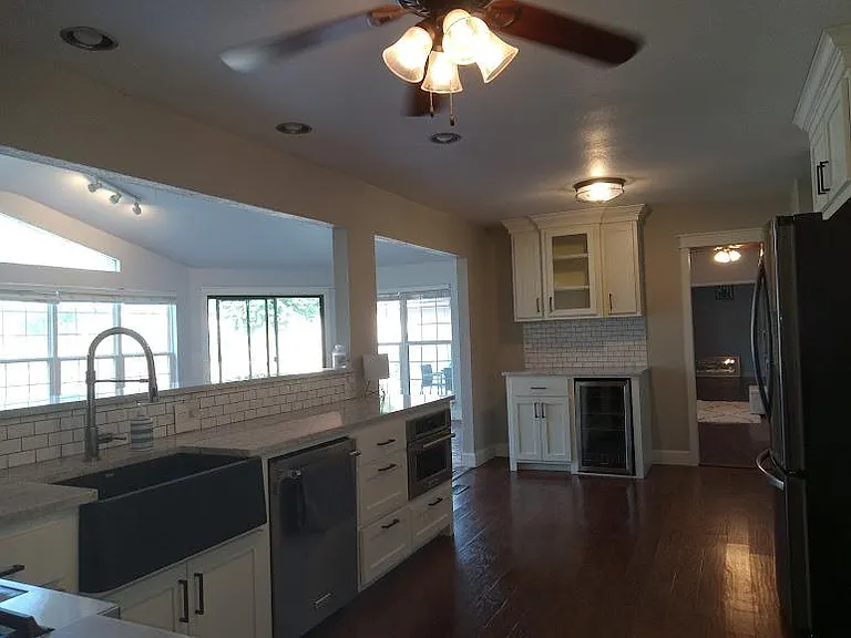 12705 Burlingame Ave — Photo 5