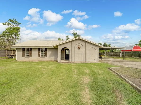3205 Cemetery Rd, Santa Fe, TX 77517