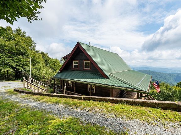 3rd image of 1407 Almost Heaven Road