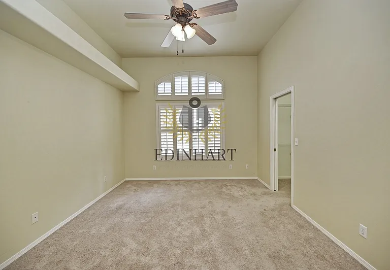 3750 W Vincent Ln — Photo 18