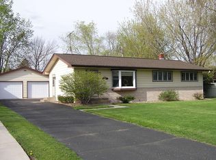 1317 Ward Ave, Hudson, WI 54016