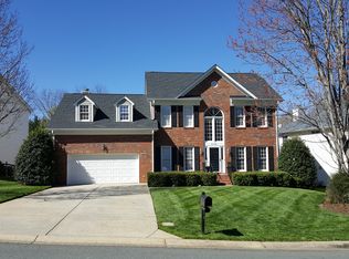 6536 Red Maple Dr, Charlotte, NC 28277
