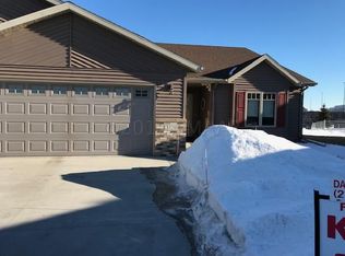 3320 7th Ave N, Moorhead, MN 56560