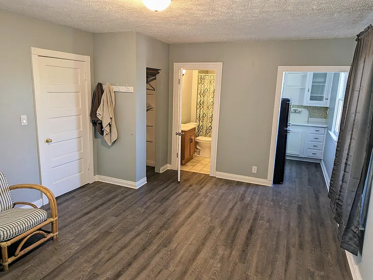 110 W Onota St #2 — Photo 10