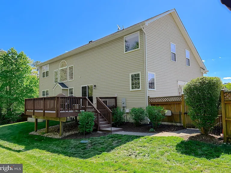 23017 Holloway Ct — Photo 67