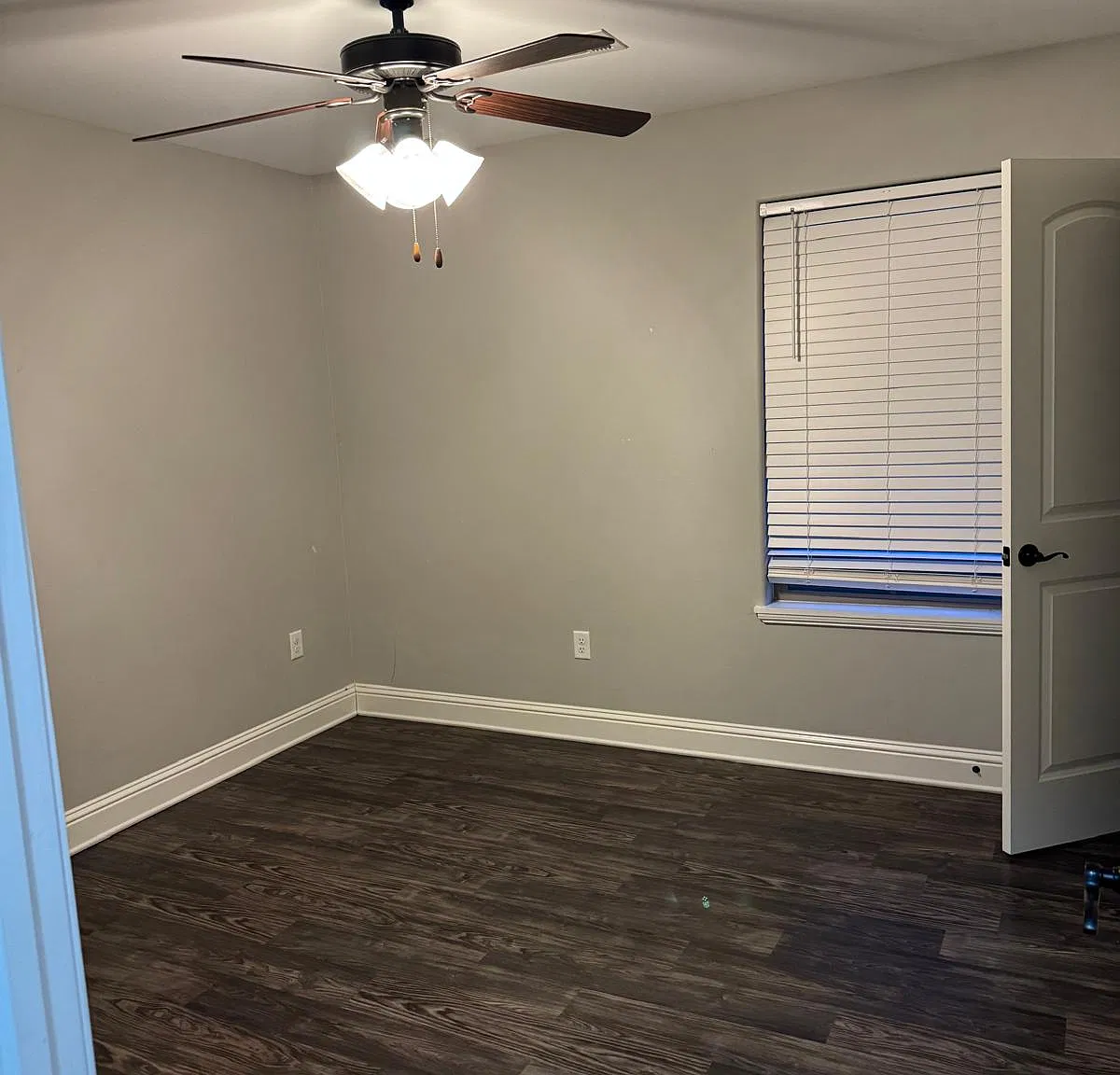 3 bed, 1450 sqft, $1,650 — Photo 2