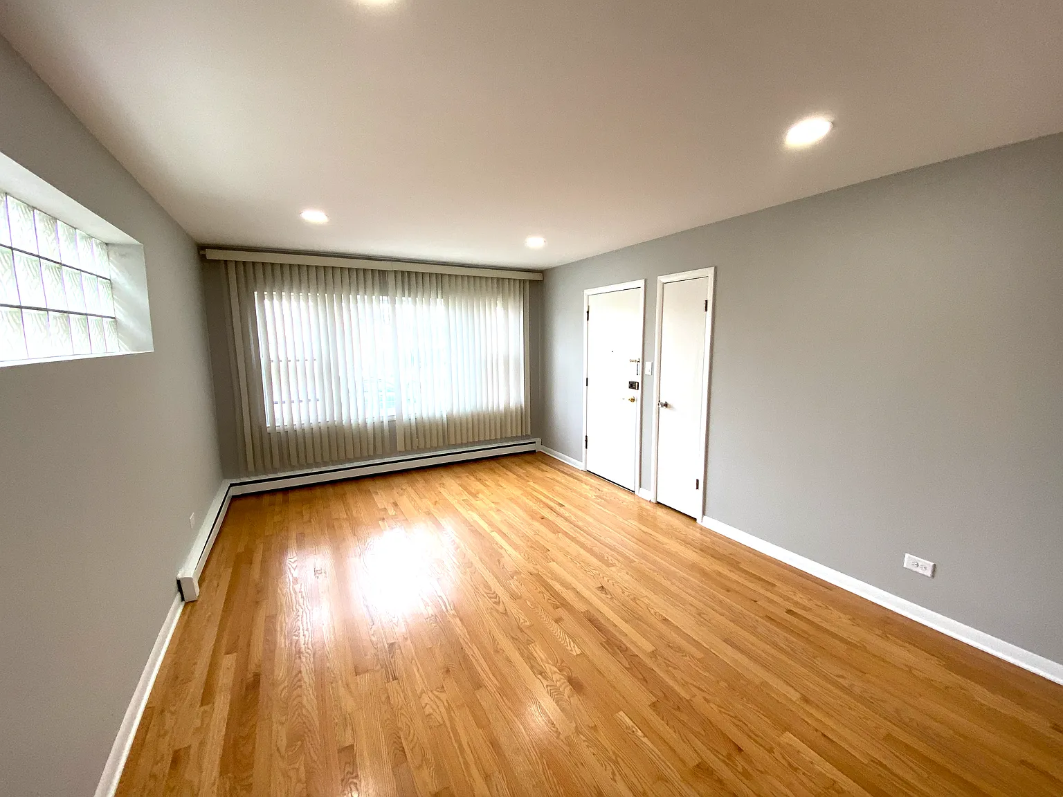 3 bed, 1.5 bath, 1000 sqft, $2,000 — Photo 4