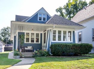 4119 S Whitnall Ave, Milwaukee, WI