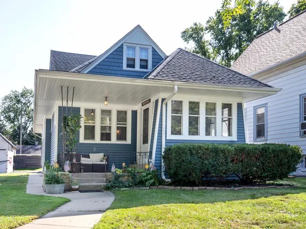 4119 South Whitnall AVENUE, Milwaukee, WI 53207