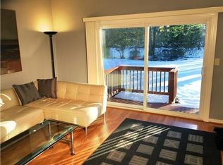 214 Melody Ln #214, Fairfield, CT 06430