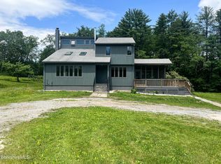 215 Cross Rd, Sheffield, MA 01257