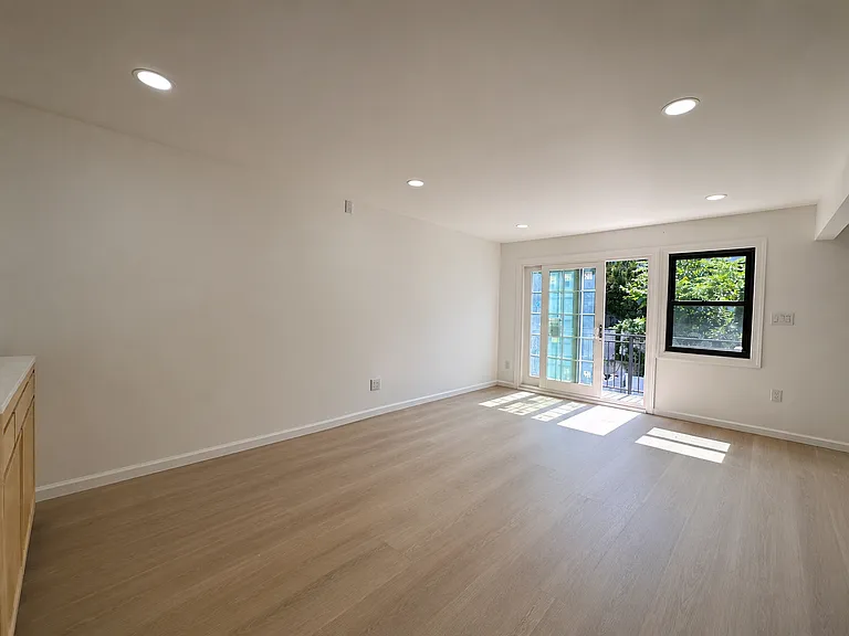 17-32 215th St #2 — Photo 2
