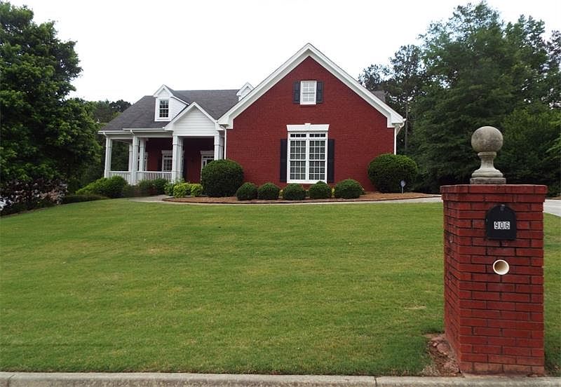 1st image of 906 Old Barker Pl