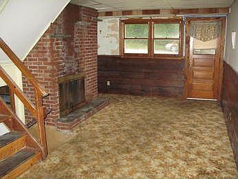 3rd image of 601 Lacey Dr