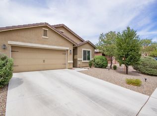 8290 W Green Kingfisher Ln, Tucson, AZ 85757