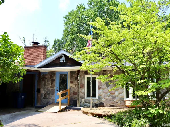 620 S Main St, Davison, MI 48423