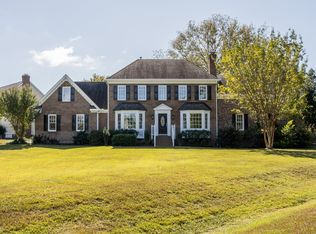 5100 Currigan Ct, Fuquay Varina, NC 27526