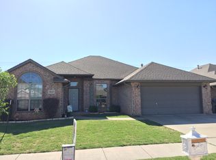 7217 Green Meadow Ln, Oklahoma City, OK 73132