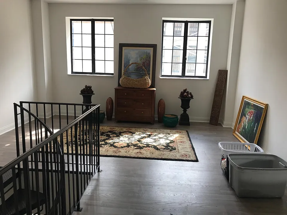 Upstairs living area downs