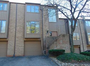 324 Elm Ct, Pittsburgh, PA 15237