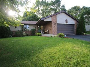 1869 Highridge Rd, Rockford, IL 61108