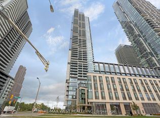 7890 Jane St #2203, Vaughan, ON L4K0K9