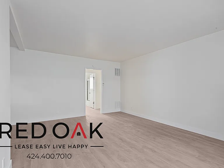 3401 Ocean Park Blvd #103 — Photo 5