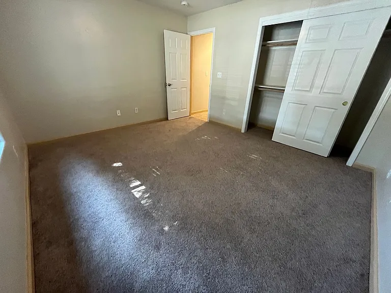 1030 S Vista St — Photo 26