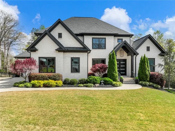 2343 Northern Oak Dr, Braselton, GA 30517