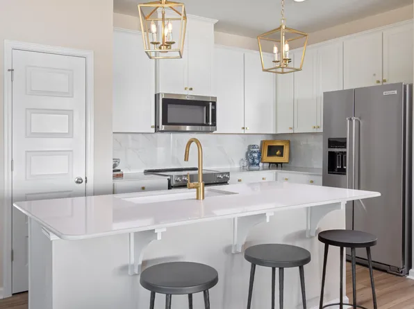 10504 Brookside Reserve Rd, Raleigh, NC 27587