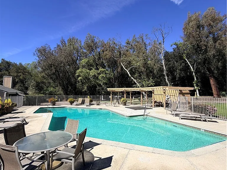 23551 Avenida La Caza #A-129 — Photo 19