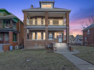 132 Pilgrim St, Highland Park, MI 48203