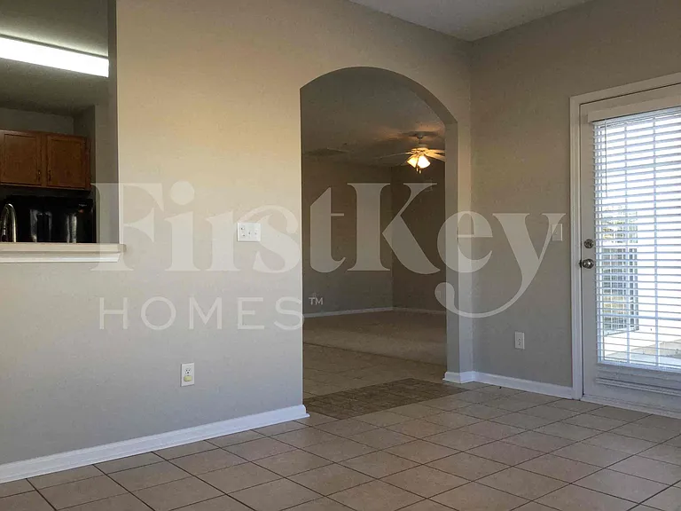 126 Center Point Dr — Photo 8