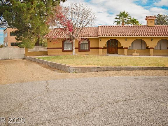 3rd image of 1330 Rosanna St